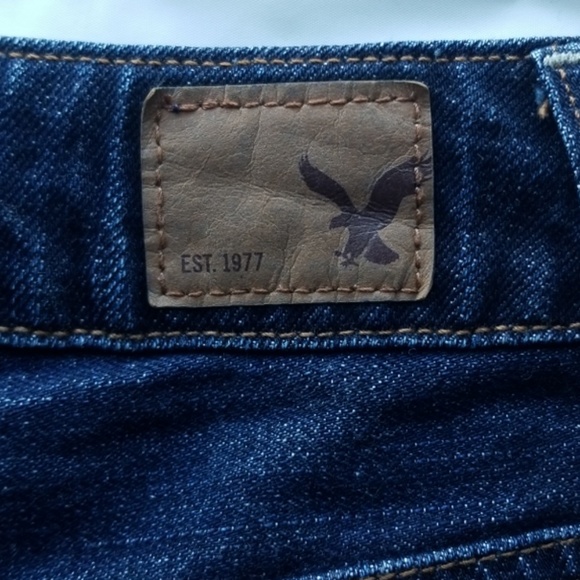 Shorts - Picture 3 of 5